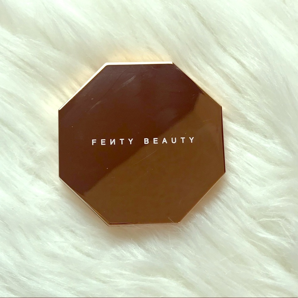 Fenty Beauty Sun Stalk’r Bronzer in Caramel Cutie